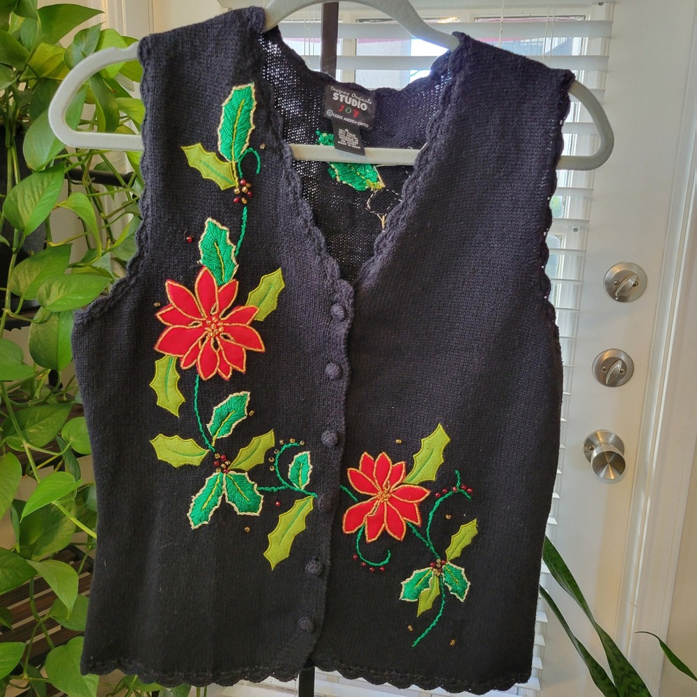 Designers Originals Studio Joy Black Poinsettia Christmas Sweater Vest Small